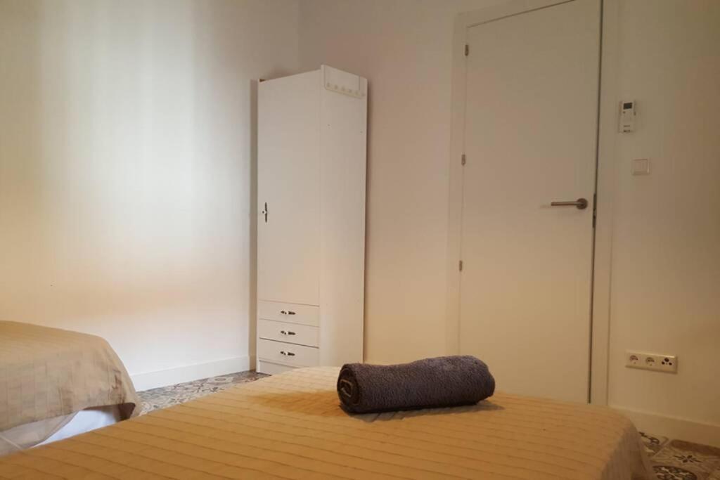 Apartamento Con Encanto, Entrada Privada 발데페나스 외부 사진